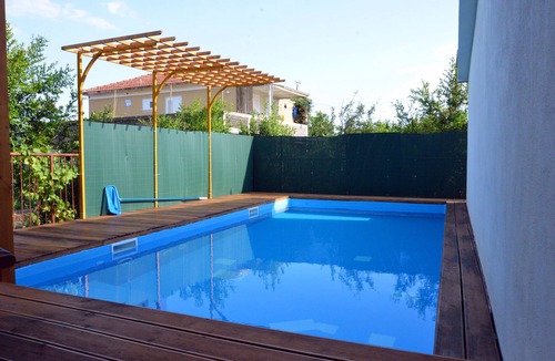 Kastel Kambelovac Apartment | Cozy Apartment Lucy with private pool