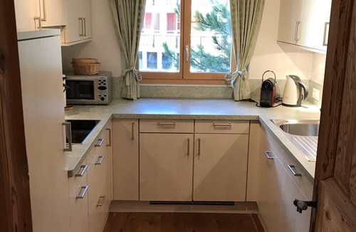 Klosters-Serneus Apartment | Cozy apartment at Klosters Platz, 4 pers, Wifi