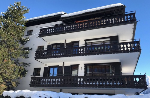 Klosters-Serneus Apartment | Cozy apartment at Klosters Platz, 4 pers, Wifi