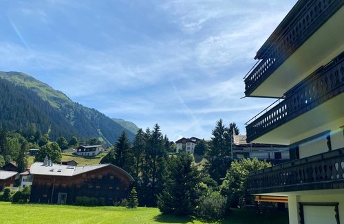 Klosters-Serneus Apartment | Cozy apartment at Klosters Platz, 4 pers, Wifi