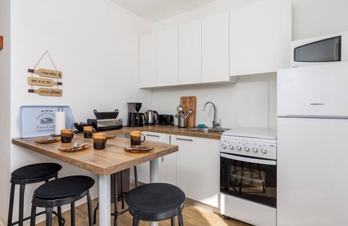 Cesarica Apartment | Cozy apartment in Karlobag- Ribarica