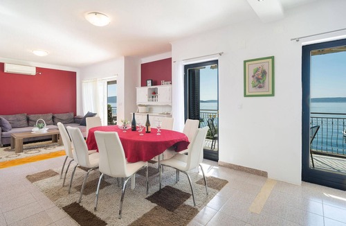 Kastel Gomilica Apartment | Cozy apartment in Kastel Kambelovac