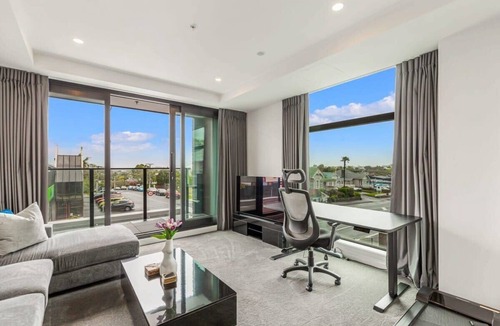 Mount Eden Apartment | Cozy apartment by Eden Park