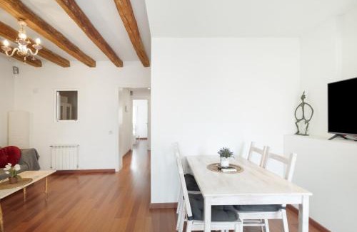 Passeig i Rodalia Apartment | Cozy apartment centre Manresa