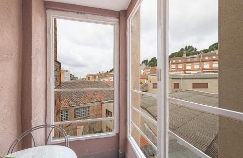 Passeig i Rodalia Apartment | Cozy apartment centre Manresa