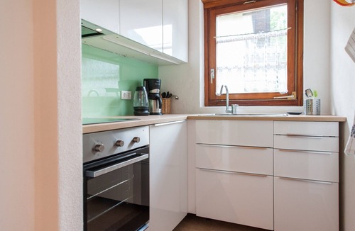 Berguen Apartment | Cozy apartment in Bergün, Graubünden with a fantastic view