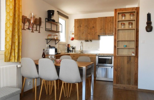 Venosc Apartment | Cozy apartment for 6, pets allowed, private parking