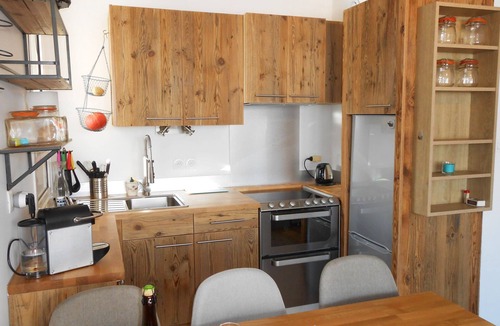 Venosc Apartment | Cozy apartment for 6, pets allowed, private parking