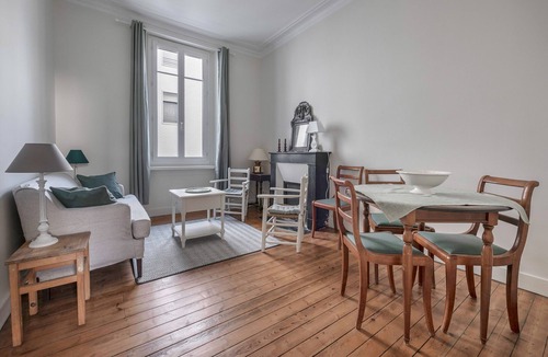 Hauts-Paves - Saint-Felix Apartment | Cozy apartment for 2, in Nantes