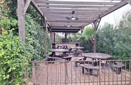 Bonanza Condo | Cozy Apartment for up to 5