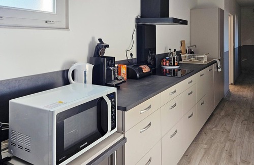 Mejannes-le-Clap Apartment | Cozy apartment in Mejannes le Clap