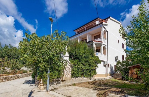 Barbat na Rabu Apartment | Cozy apartment in Barbat-Rab