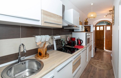 Blace Apartment | Cozy apartment in Blace with house sea view