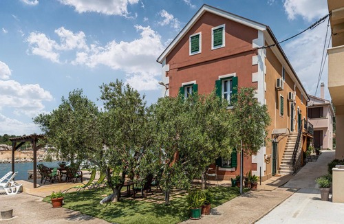Blace Apartment | Cozy apartment in Blace with house sea view