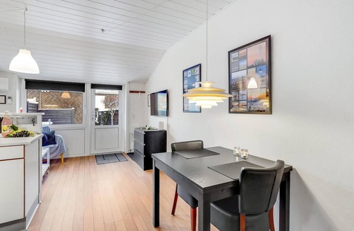 Blavand Strand Apartment | Cozy apartment in Blåvand with kitchen