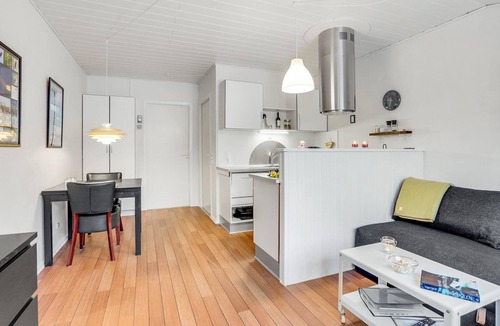 Blavand Strand Apartment | Cozy apartment in Blåvand with kitchen