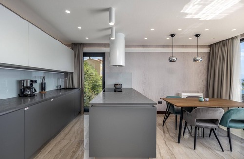 Selce Apartment | Cozy apartment in Crikvenica with sauna