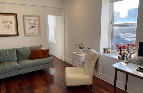 Chinatown Apartment | Cozy apartment in Downtown Montreal, Old Port, Quartier des spectacles