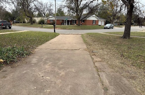 Abilene Apartment | Cozy apartment in downtown Abilene, welcome to the back porch!