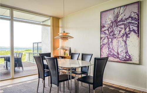 Syddjurs Kommune Apartment | Cozy Apartment In Ebeltoft With Sauna