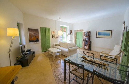 Rupia Apartment | Cozy apartment in Empordà-Costa Brava (Girona, Spain)