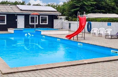 Farso Apartment | Cozy apartment in Farsø with heated swimming pool