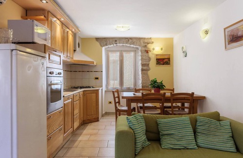 Valbandon Apartment | Cozy apartment in Fazana with WiFi