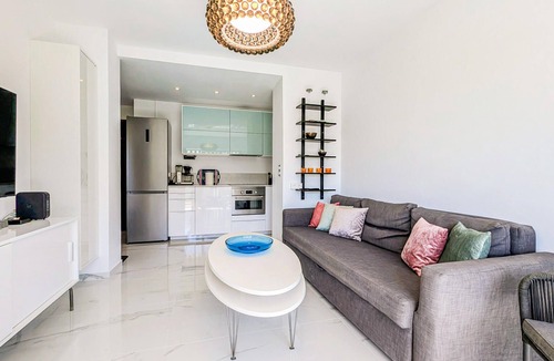 Cap-d'Antibes Apartment | Cozy apartment in Juan-les-Pins