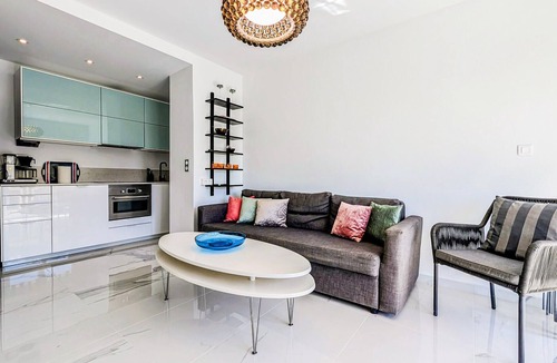 Cap-d'Antibes Apartment | Cozy apartment in Juan-les-Pins