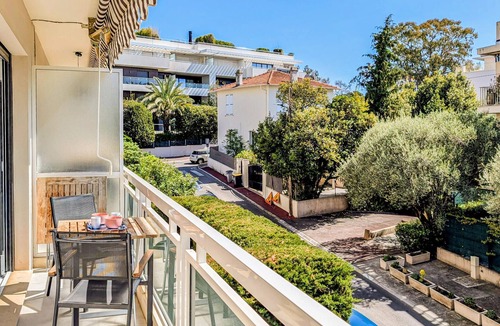 Cap-d'Antibes Apartment | Cozy apartment in Juan-les-Pins