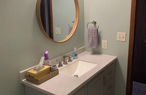 Garden City Apartment | Cozy Apartment in Garden City- 2 Bed/1 Bath