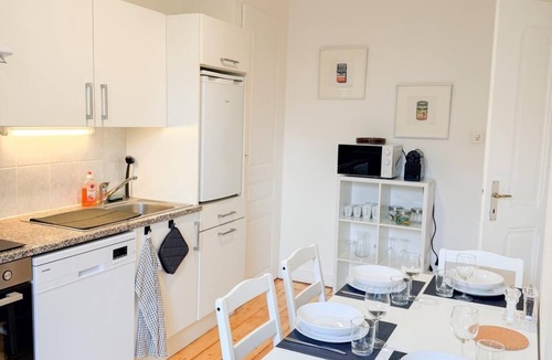 Hopital Apartment | Cozy apartment in Geneva City Center