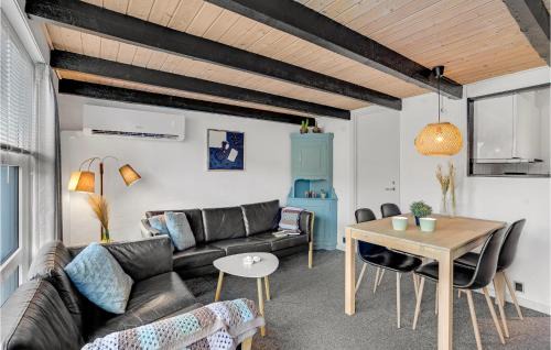 Bork Havn Apartment | Cozy Apartment In Hemmet With Sauna