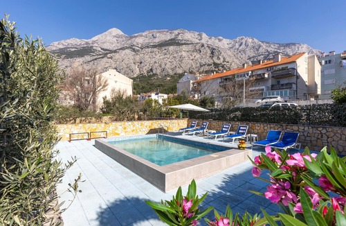 Dugis Apartment | Cozy apartment in Makarska