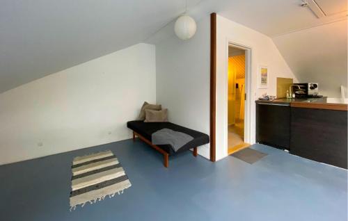 Or Apartment | Cozy Apartment In Orø With Wifi