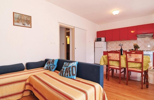 Pag Apartment | Cozy apartment in Pag with WiFi