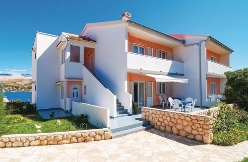 Pag Apartment | Cozy apartment in Pag with WiFi