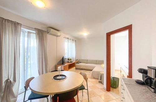 Porec Apartment | Cozy apartment in Porec with WiFi