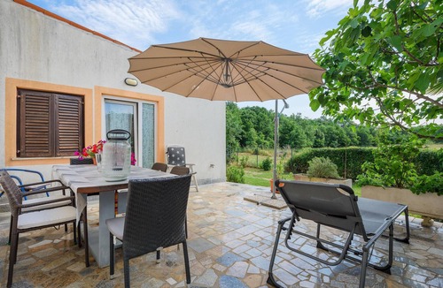 Porec Apartment | Cozy apartment in Porec with WiFi