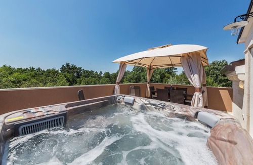 Antonci Apartment | Cozy apartment in Porec with WiFi