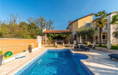 Antonci Apartment | Cozy Apartment In Porec With Wifi