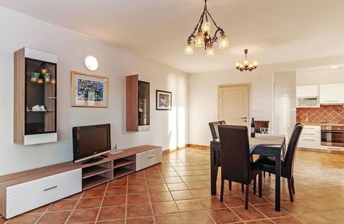 Privlaka Apartment | Cozy apartment in Privlaka with swimming pool