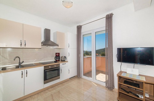 Sevid Apartment | Cozy apartment in Sevid with WiFi