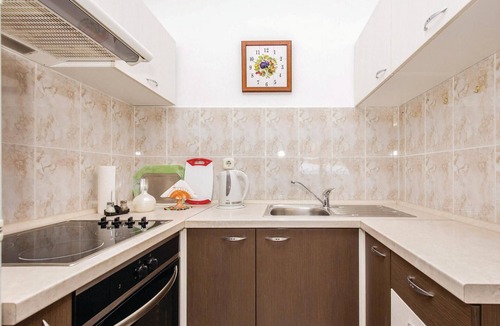 Smrika Apartment | Cozy apartment in Smrika with WiFi