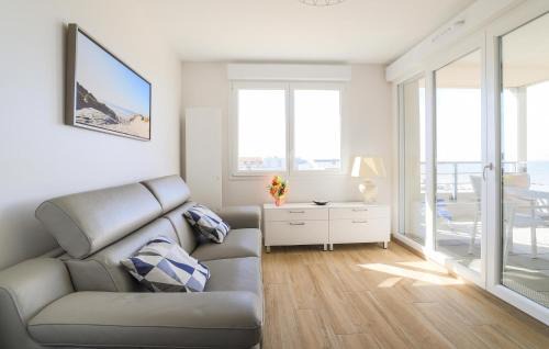 Stella-Plage Apartment | Cozy Apartment In Stella Plage With Wifi
