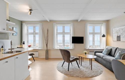 Svaneke Apartment | Cozy Apartment In Svaneke