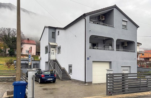 Tribalj Apartment | Cozy apartment in Tribalj with WiFi