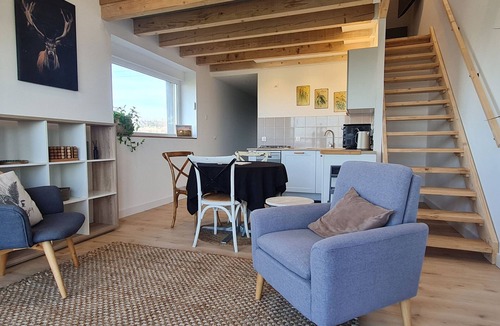 Vaudemont Apartment | Cozy apartment in Vaudémont with private parking