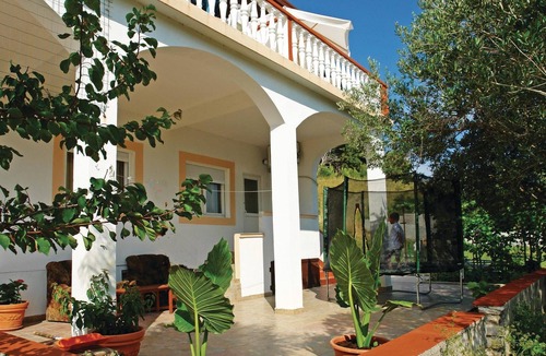 Vlasici Apartment | Cozy apartment in Vlasici with WiFi