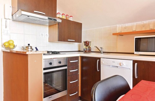 Vodice Apartment | Cozy apartment in Vodice with house sea view
